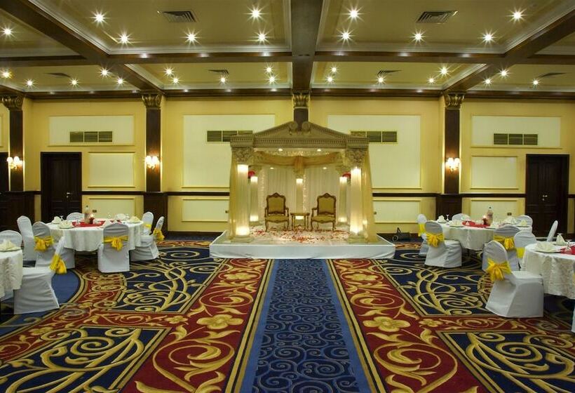 هتل Helnan Auberge