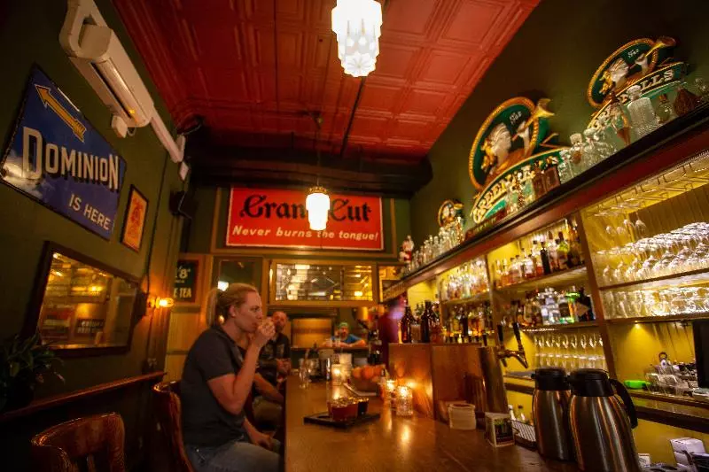 ホテル Mcmenamins Olympic Club