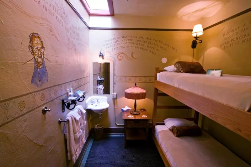 ホテル Mcmenamins Olympic Club