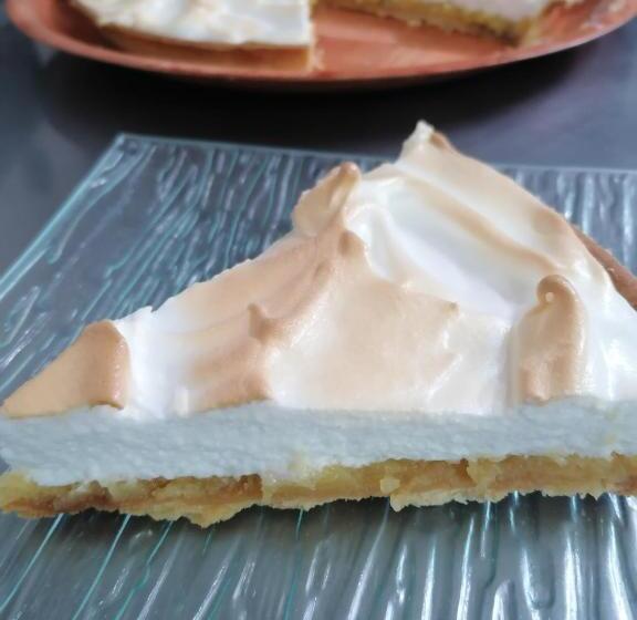 هتل Pension Taitaa Tubuai