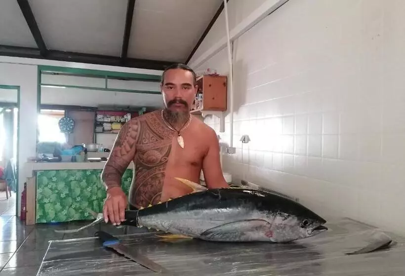 هتل Pension Taitaa Tubuai