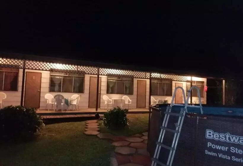 هتل Pension Taitaa Tubuai