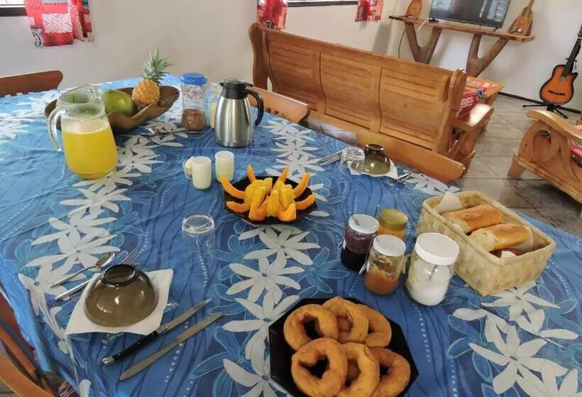 هتل Pension Taitaa Tubuai