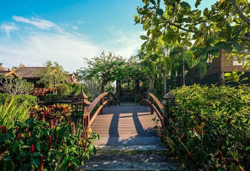 Szálloda Rommai Villa