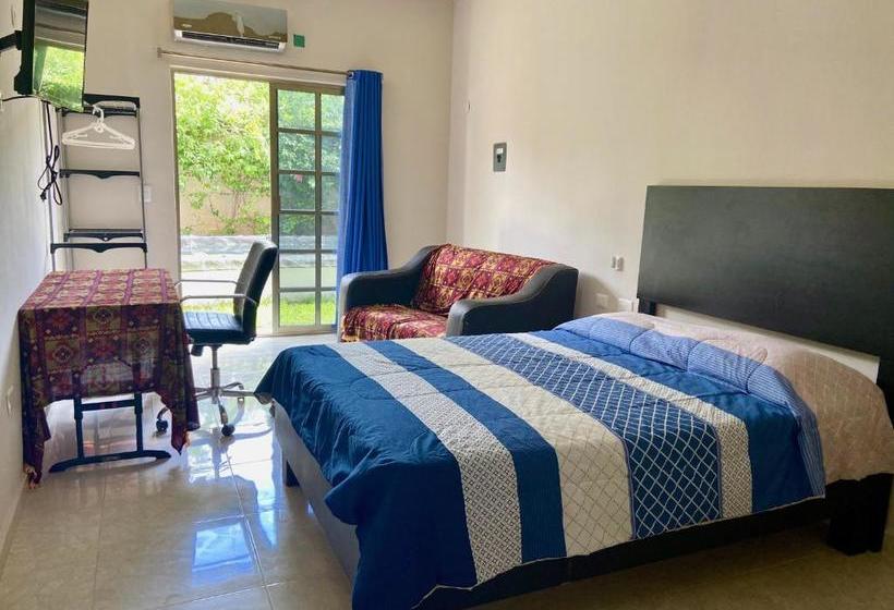 Aamiaismajoitus (B&B) Casa Bugambilias