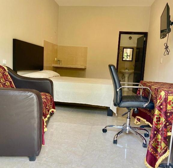 Aamiaismajoitus (B&B) Casa Bugambilias