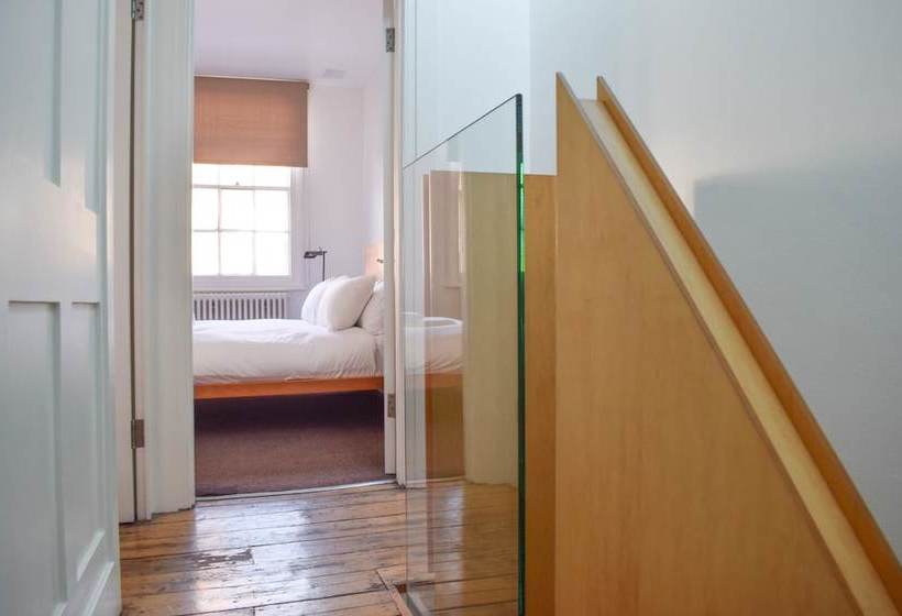 Central 2 Bedroom House In Waterloo