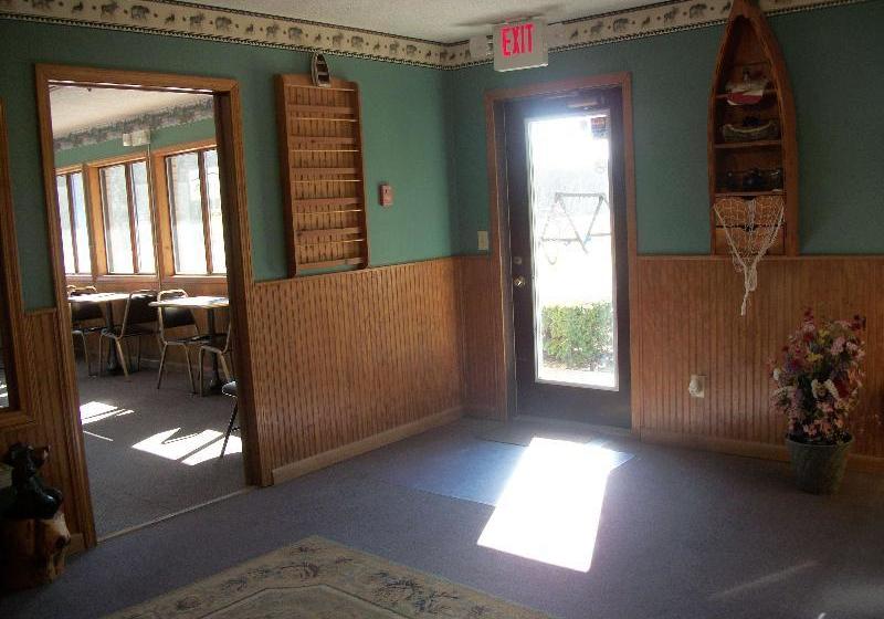 호텔 Mohican Little Brown Inn