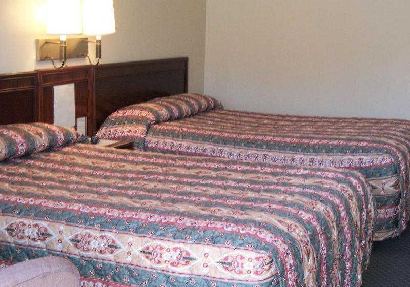 호텔 Mohican Little Brown Inn