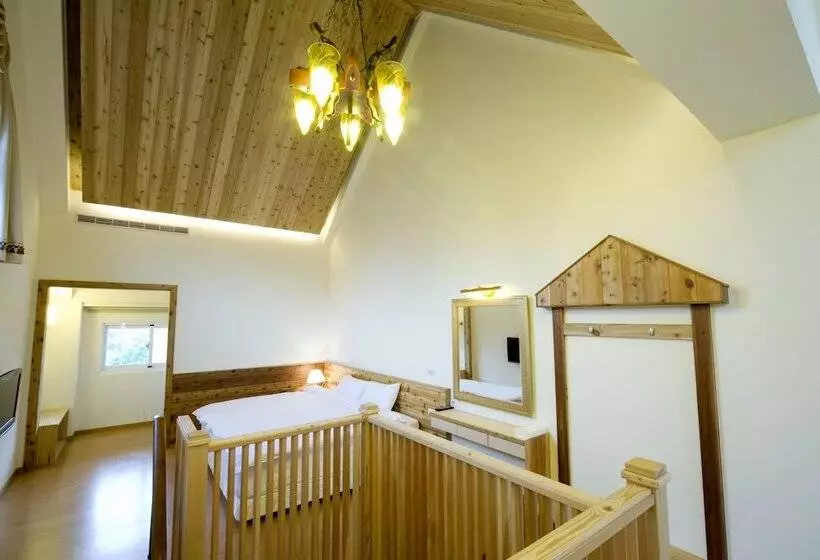 ホテル Schokolake Country House