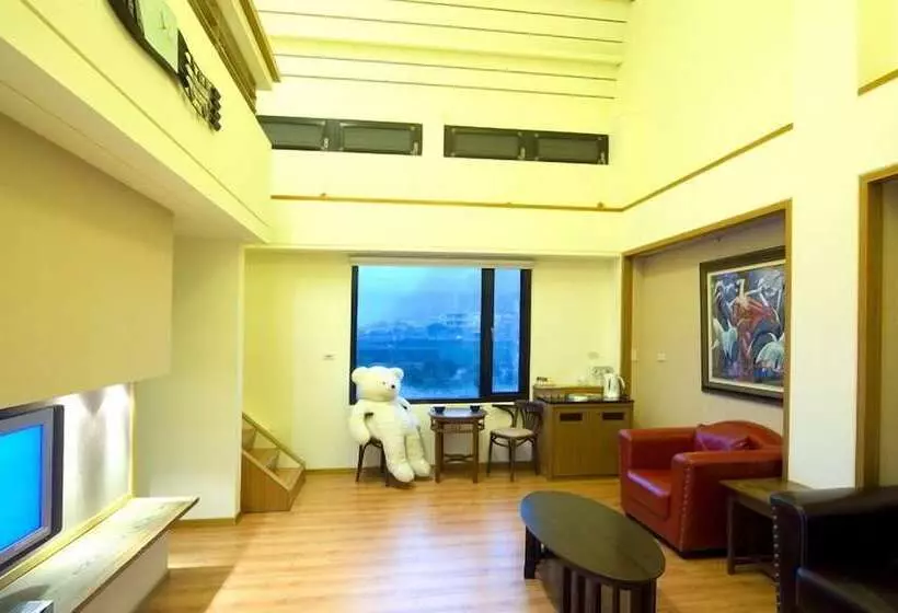 ホテル Schokolake Country House