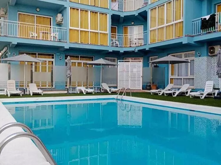 Apartamentos El Velero