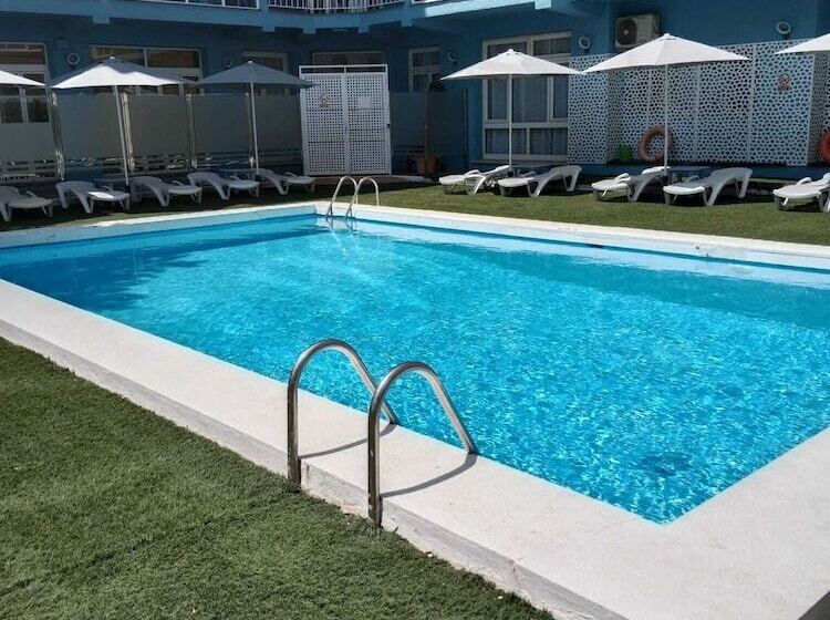 Apartamentos El Velero