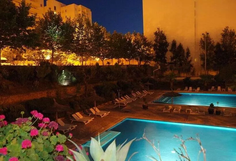 Apartamentos Jardins Da Rocha