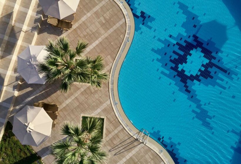 هتل Candia Park Village