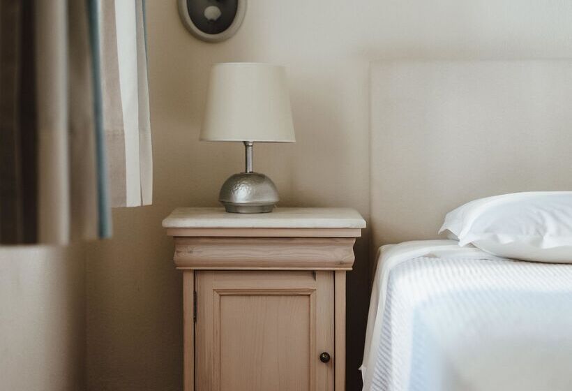 هتل Candia Park Village