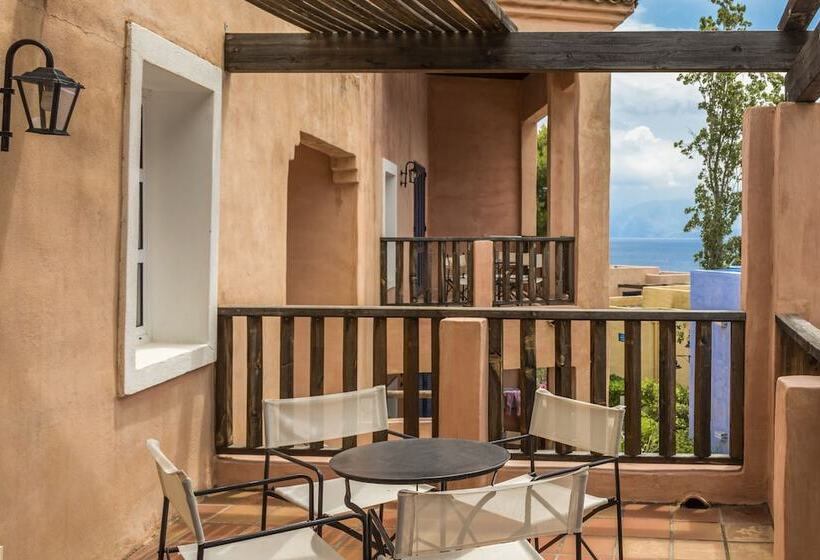 هتل Candia Park Village