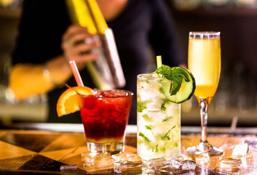 Clayton Hotel Cardiff Lane