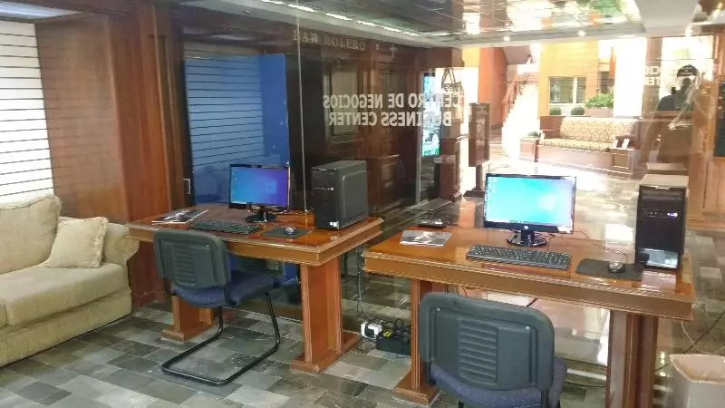 هتل Country Plaza