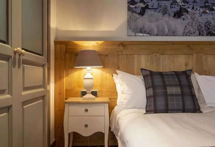 فندق Eira Ski Lodge