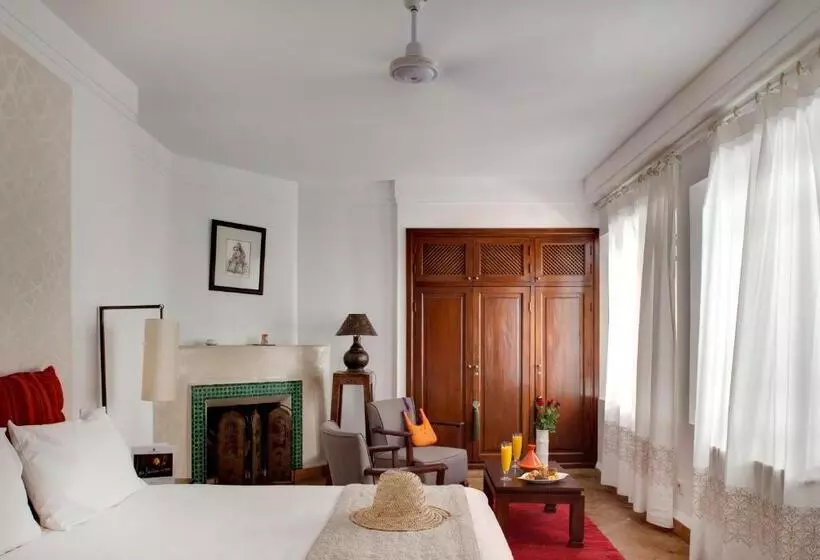 هتل Les Jardins De La Medina