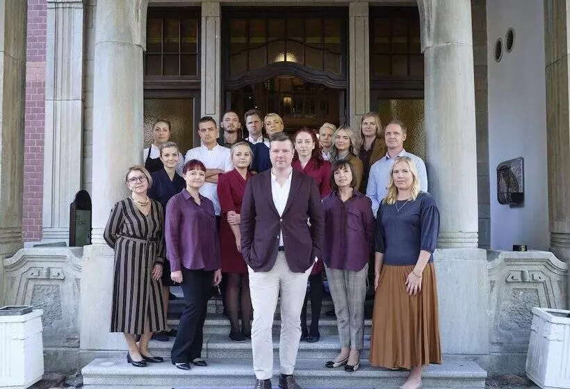 هتل Villa Ammende Restaurant And