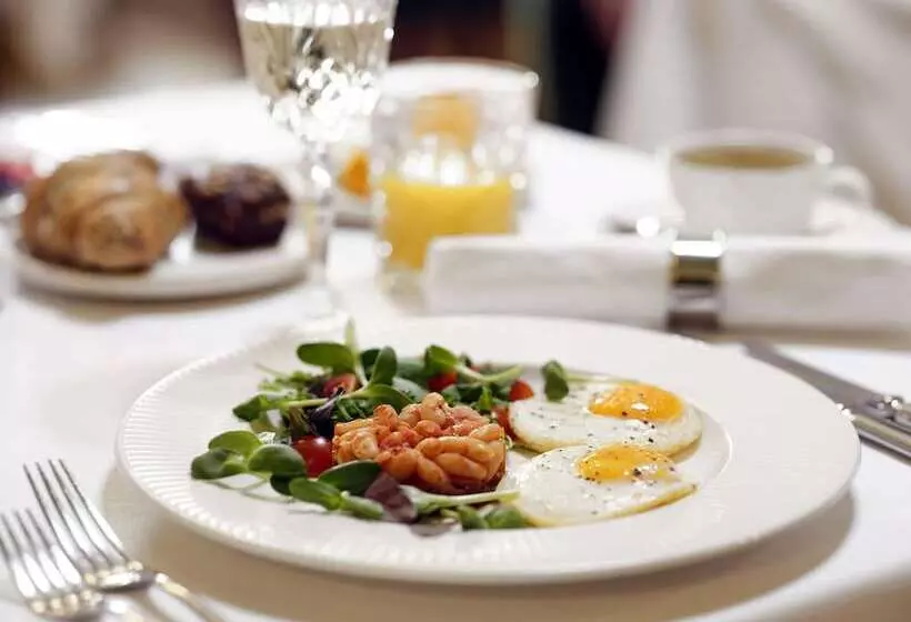 هتل Villa Ammende Restaurant And