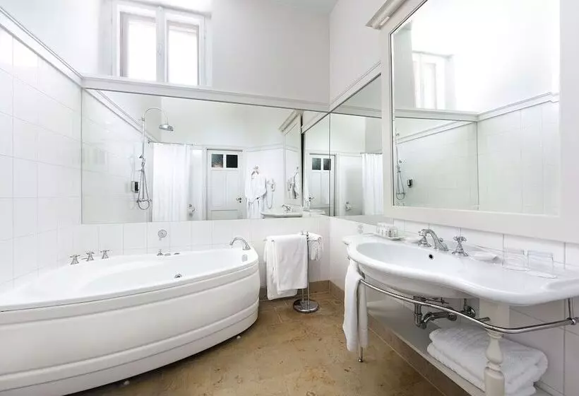 هتل Villa Ammende Restaurant And