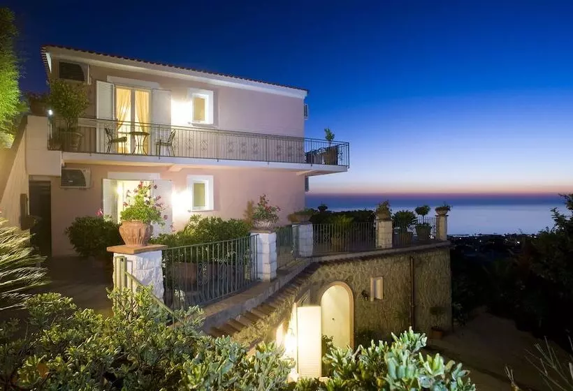 Otel Poggio Del Sole