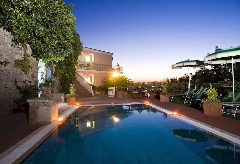 Otel Poggio Del Sole