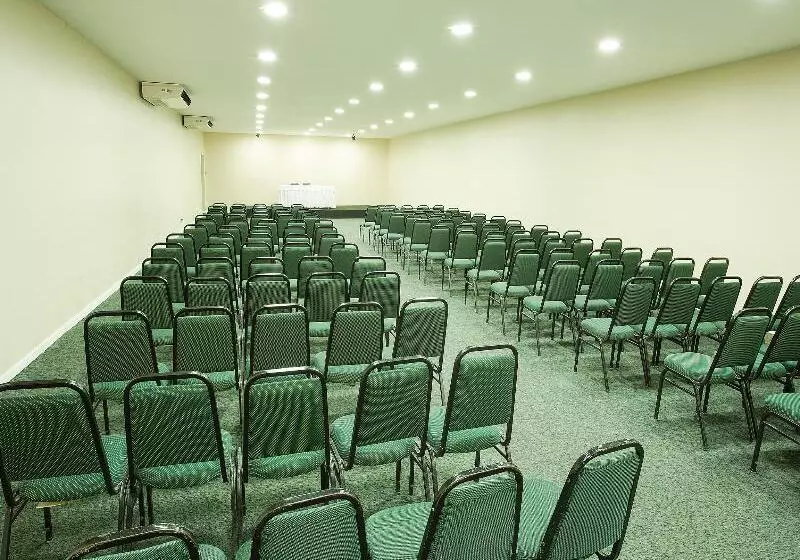 Отель Rede Andrade Barra