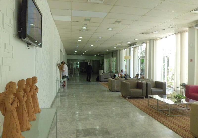 ホテル Rede Andrade Barra