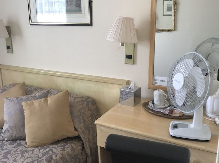 هتل Richmond Park