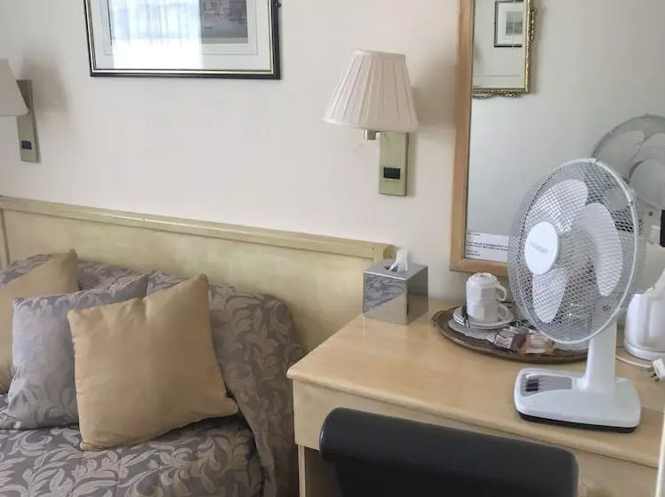 فندق Richmond Park