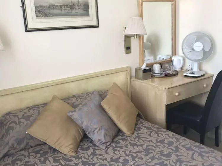 فندق Richmond Park