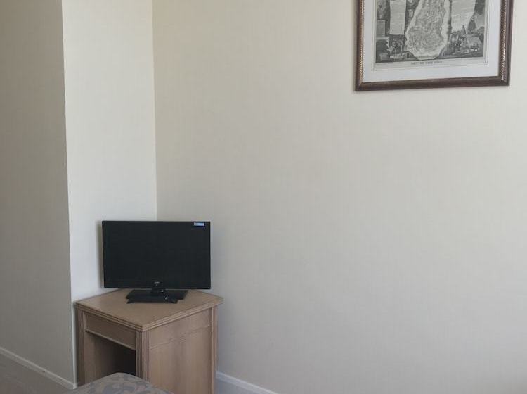 هتل Richmond Park