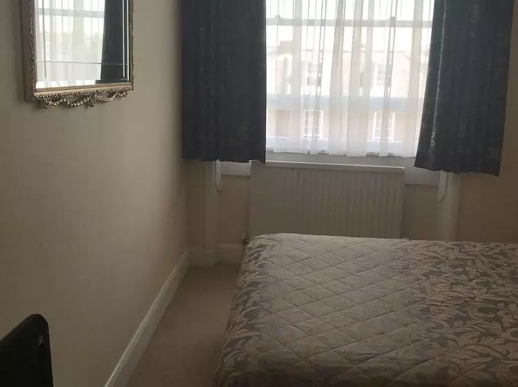 فندق Richmond Park