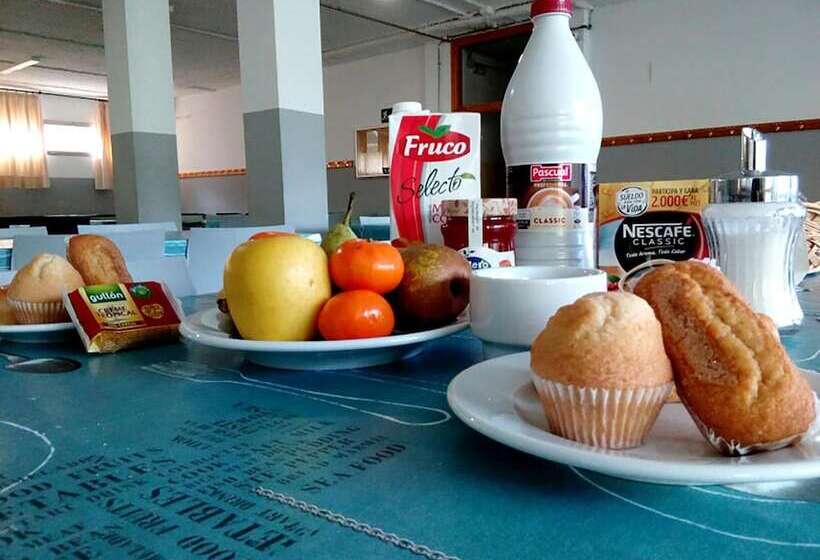 Residencia Albergue Jaca