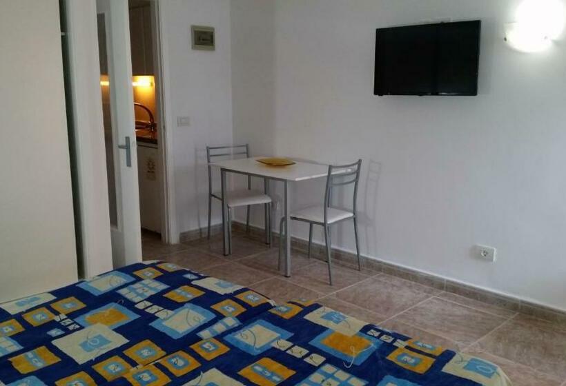 Apartamentos Chinyero