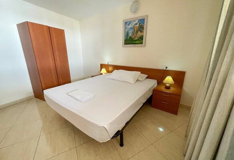 Apartamentos Marcomar 3000