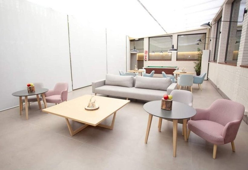 Apartamentos Port Eugeni