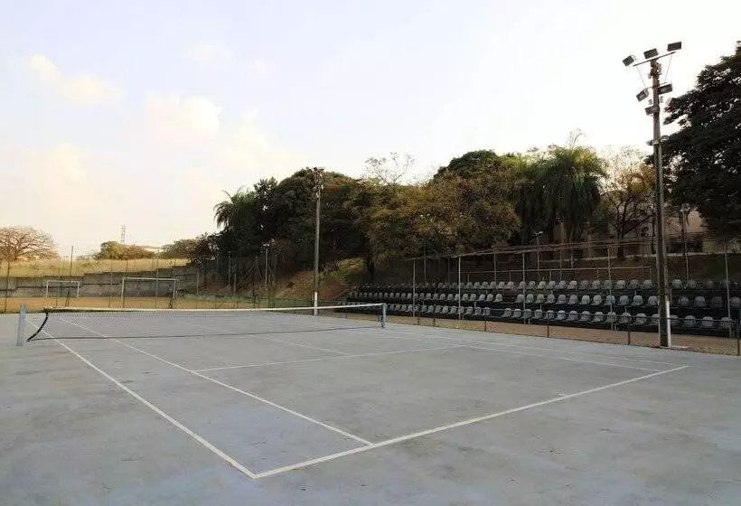 בית מלון כפרי Actuall Convention