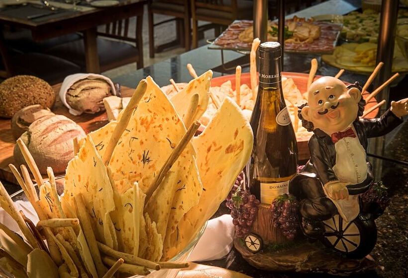 فندق Actuall Convention