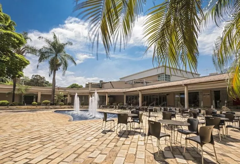 בית מלון כפרי Actuall Convention