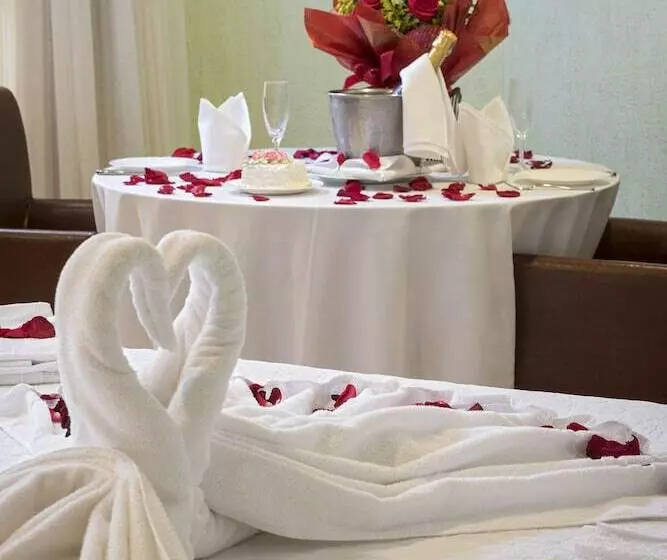 בית מלון כפרי Actuall Convention