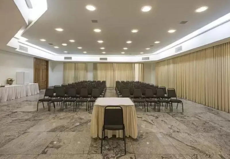 Hotel Actuall Convention