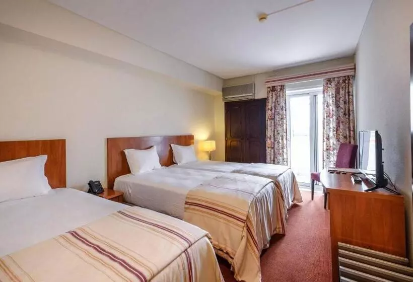 Отель Católica