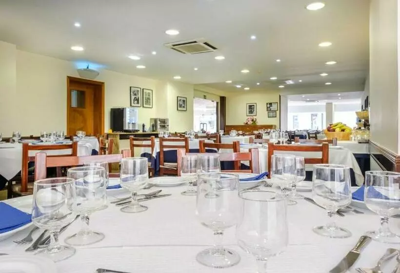 Отель Católica