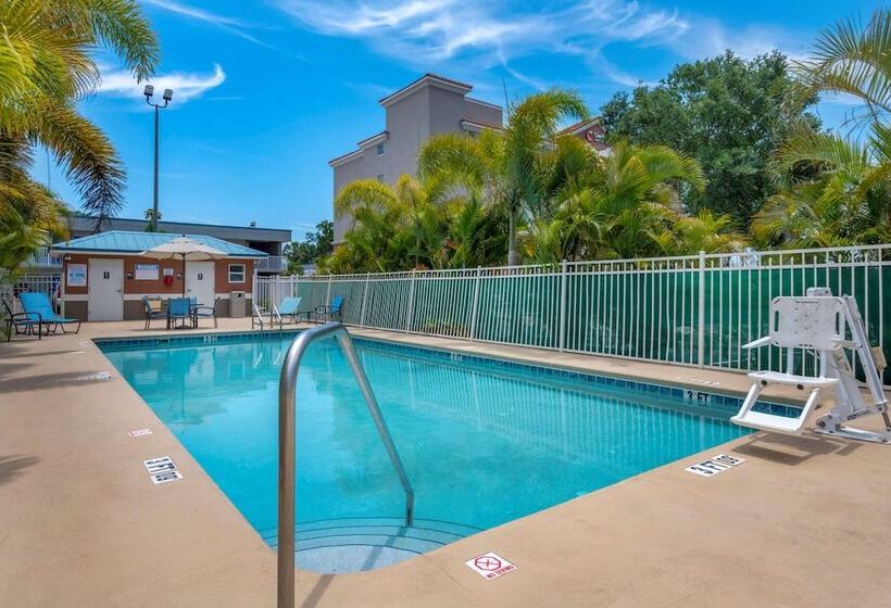 فندق Comfort Inn & Suites Melbourneviera