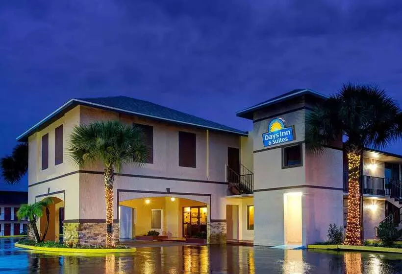 Отель Days Inn By Wyndham Kissimmee West